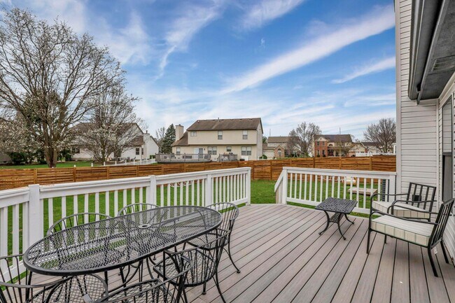 Building Photo - 2639 Berber St