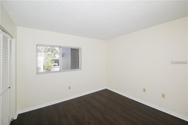 Building Photo - 437 Cerromar Ln
