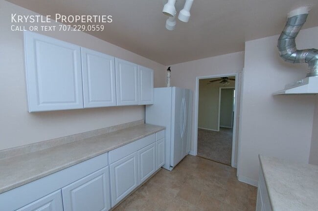 Building Photo - Coming soon! Charming East Vallejo home wi...