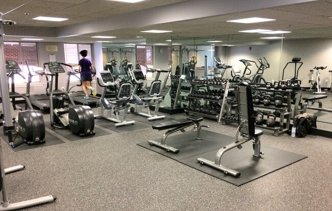 Building Photo - 1276 N Wayne St