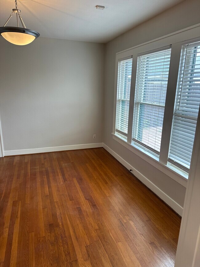 Second Living Area / Dining R - 2600 Lubbock Ave