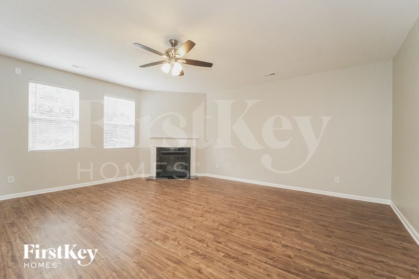 Building Photo - 7302 Lamplighter Close Dr