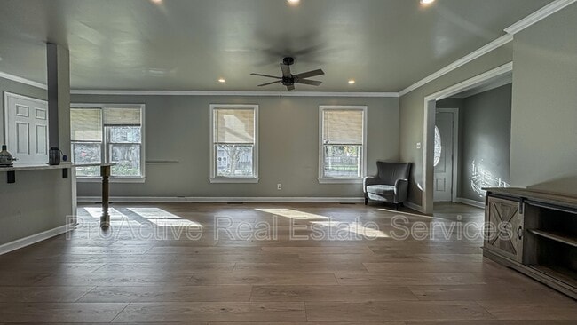 Building Photo - 5100 Shenstone Dr