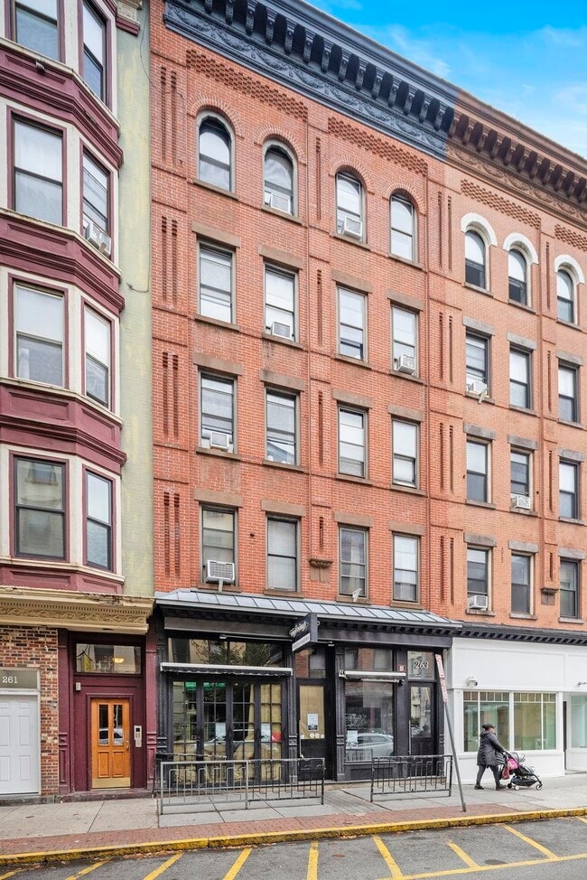 Building Photo - 263 1st St