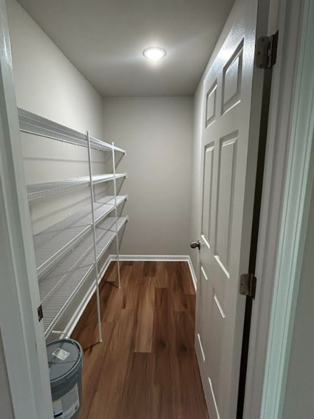 Building Photo - 401 Grand Oaks Dr