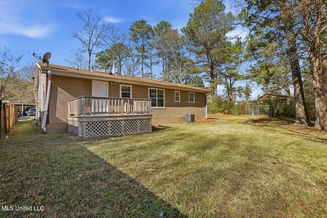 Building Photo - 936 Jenkins St