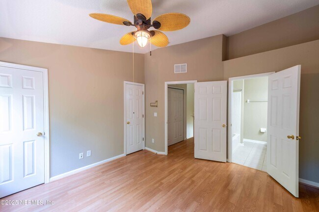 Building Photo - 3483 Lone Tree Ln
