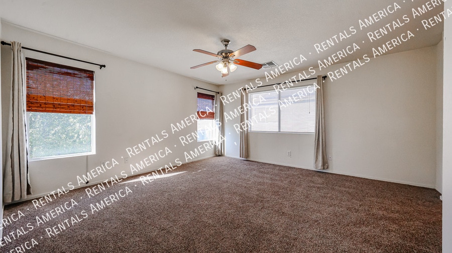 Building Photo - 1110 E Coppola St