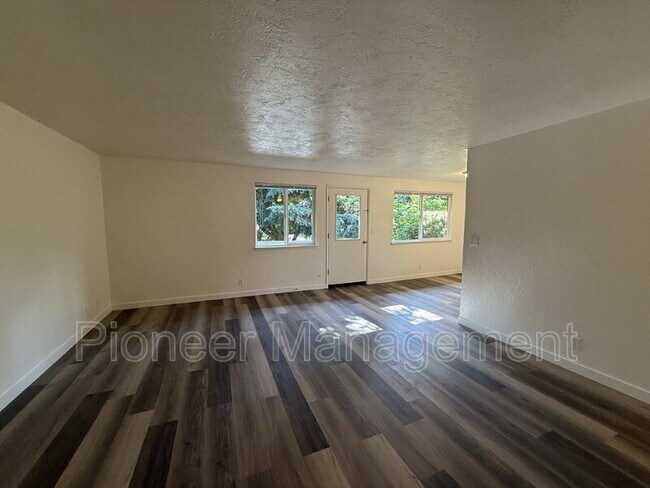 Building Photo - 5495 A St