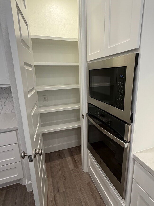 Building Photo - 107 Harlequin Duck Ct