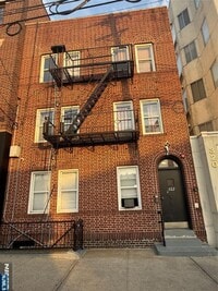Building Photo - 322 Anderson Ave