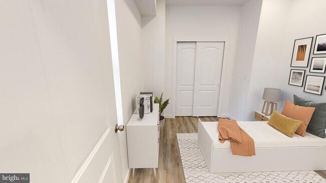 Building Photo - 2131 N 8th St