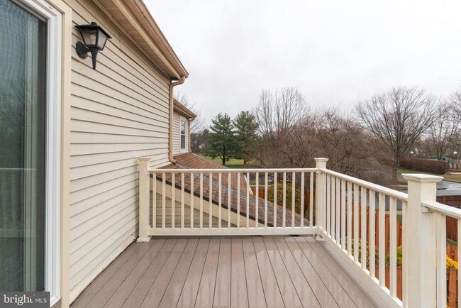 Building Photo - 308 Wayne Ct