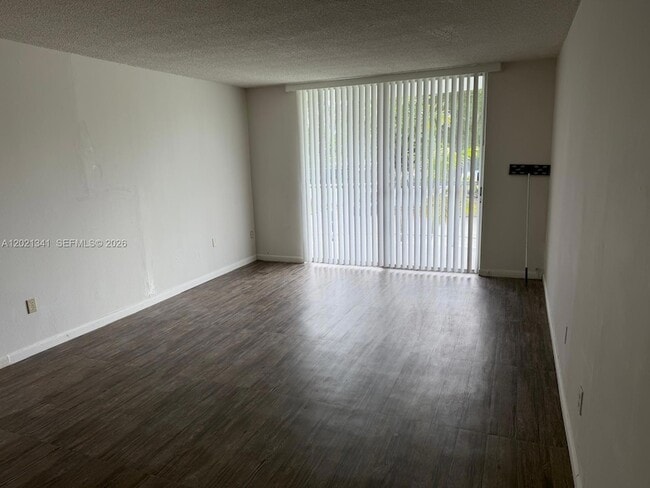 Building Photo - 492 NW 165th St