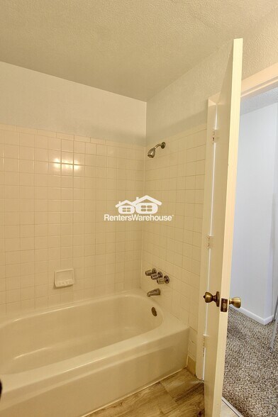 Building Photo - 85 S 18th Ave