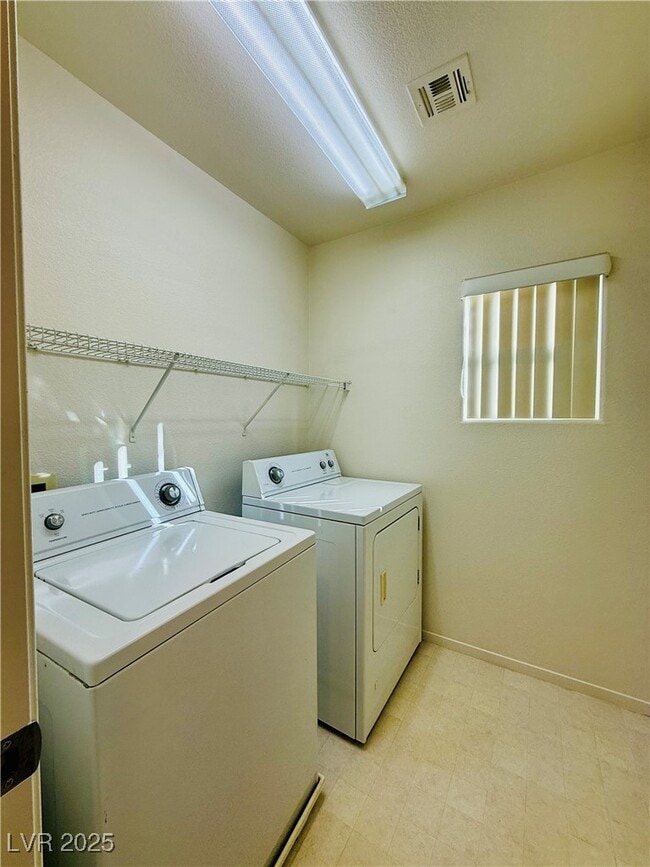 Building Photo - 9342 Winebrook Ave