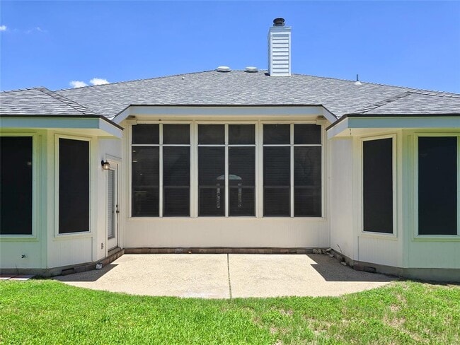 Building Photo - 7005 Rambollet Terrace