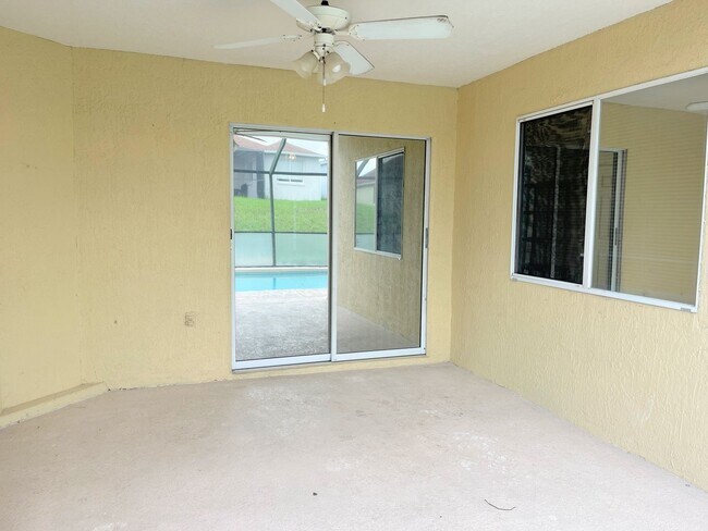 Building Photo - 509 Hillcrest Dr