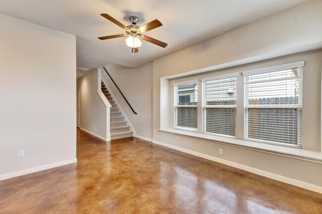 Building Photo - 4519 Esper Ln