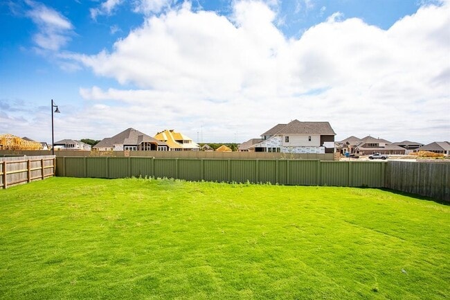 Building Photo - 105 Coronella Dr
