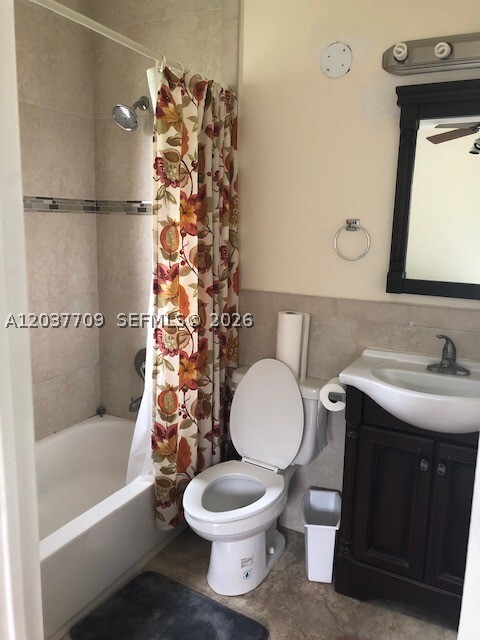 Building Photo - 6510 SW 58th Pl