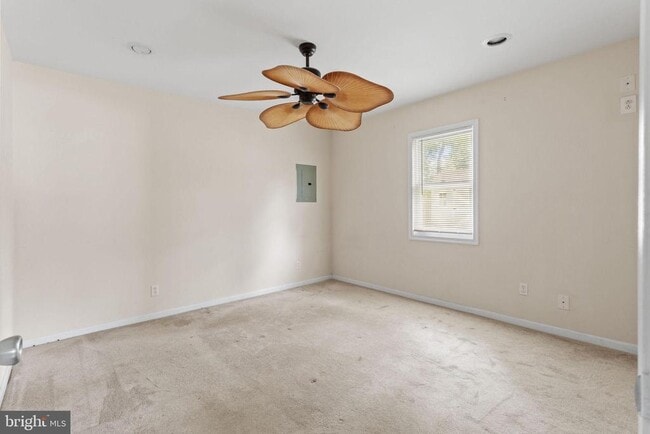 Building Photo - 9323 Cloverly Rd