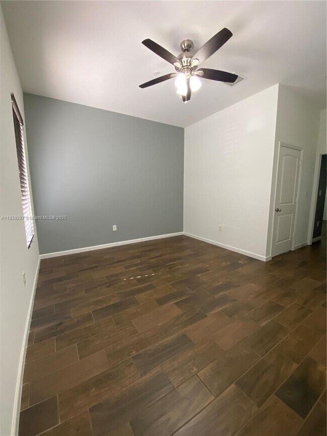 Building Photo - 27523 SW 139th Pl