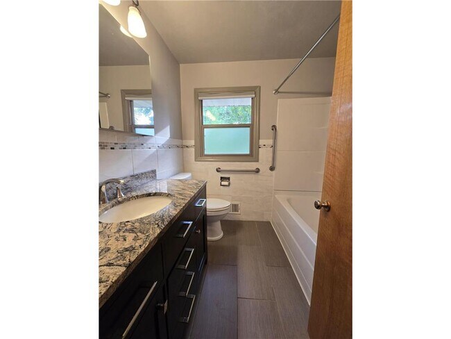 Building Photo - 3209 Welcome Ave N