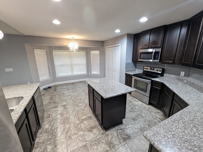 Building Photo - 6598 Britt St