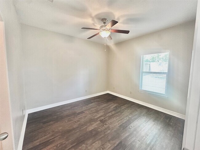 Building Photo - 56 Woodland Hills Dr