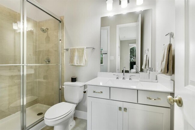 Building Photo - 28218 Enchanted Shores Ln