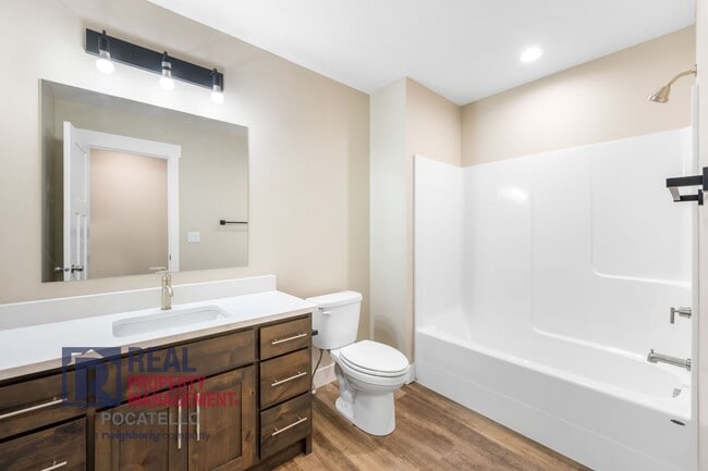Building Photo - Brand New Construction 4 Bed 3.5 House - 2...