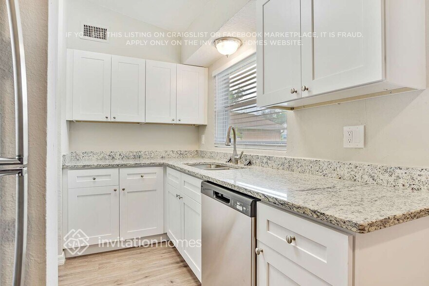 Building Photo - 4018 Brinell Ave