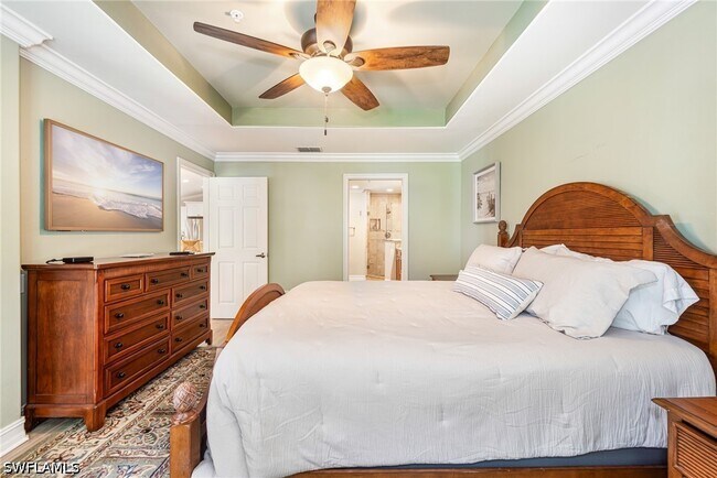 Building Photo - 975 Tarpon Cove Dr