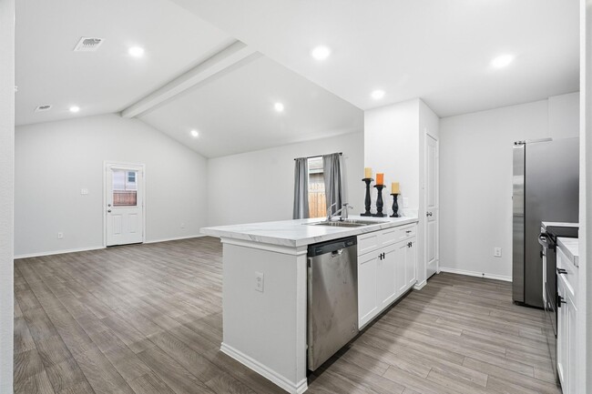 Building Photo - 226 Sage Brush Dr