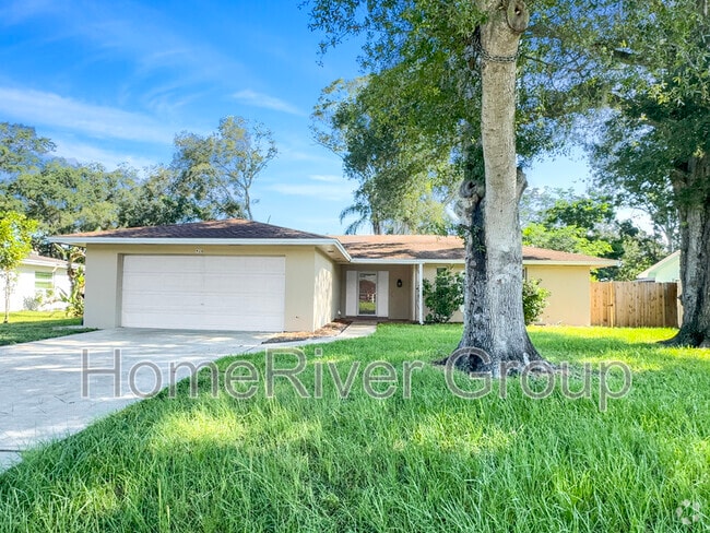 Building Photo - 928 Parkwood Dr