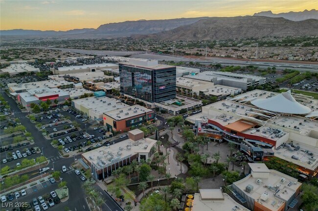 Building Photo - 9704 Cameo Rose Ln