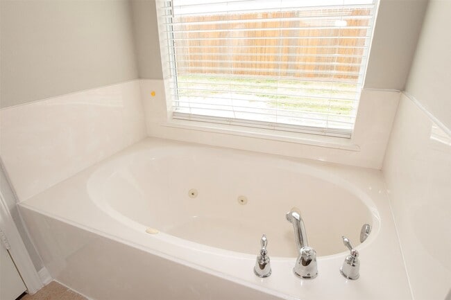 Building Photo - 863 Sierra Brook Ln