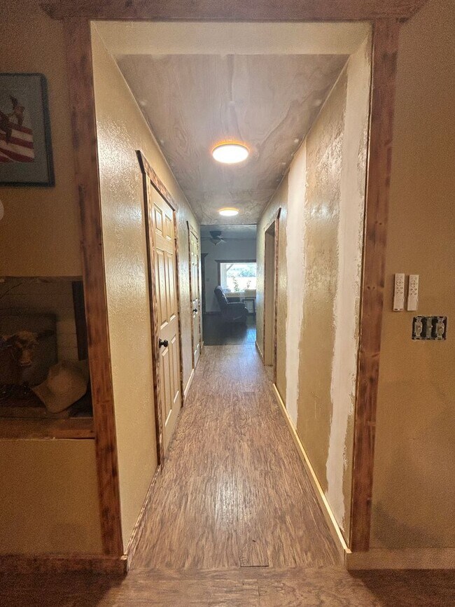 Building Photo - 505 Camas Creek Loop