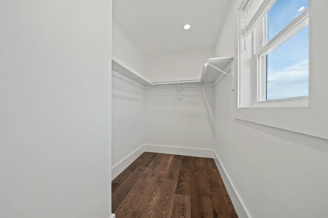 Building Photo - 18 Bayswater Rd