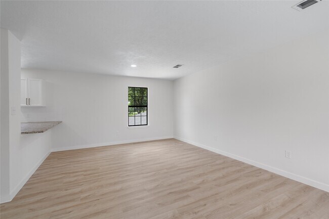 Building Photo - 12019 Beth Ln