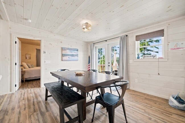 Building Photo - 74 Blackmore Pond Cir
