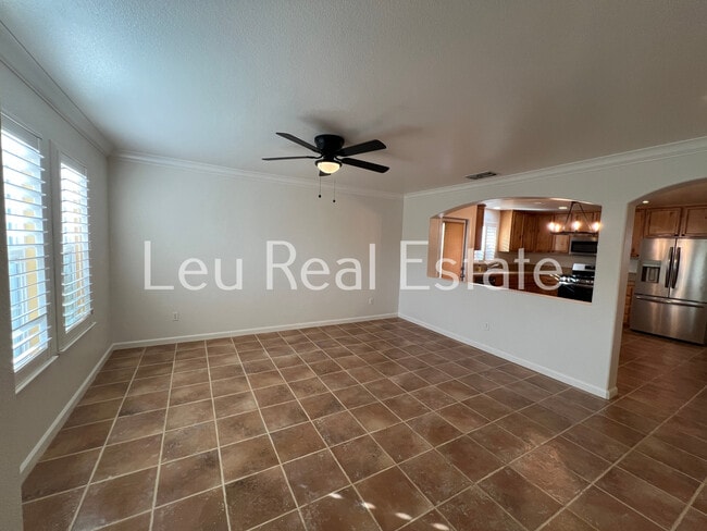 Building Photo - 1514 Loon Lake St