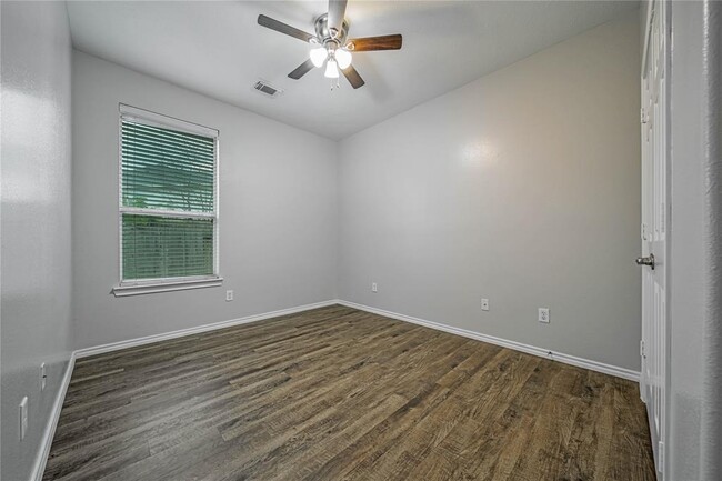 Building Photo - 3630 Avalon Spring Ln