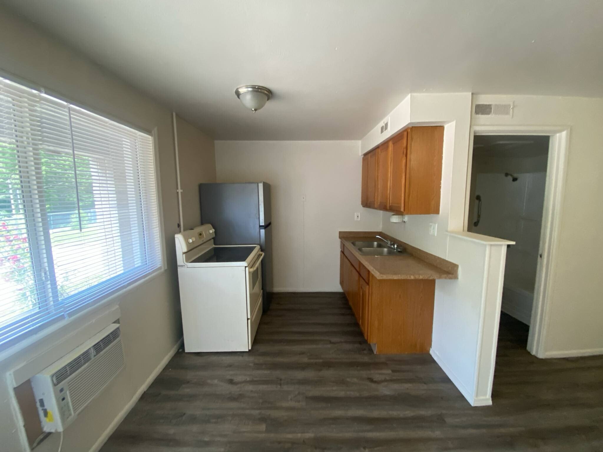 Building Photo - 2384 Williams Creek Rd