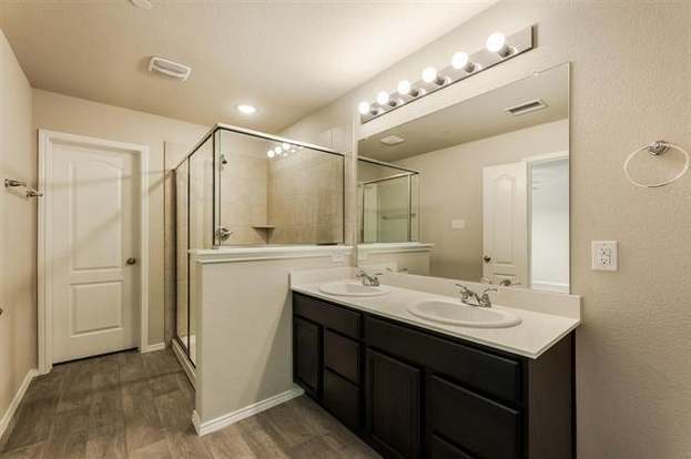Building Photo - 3537 Brentwood Dr