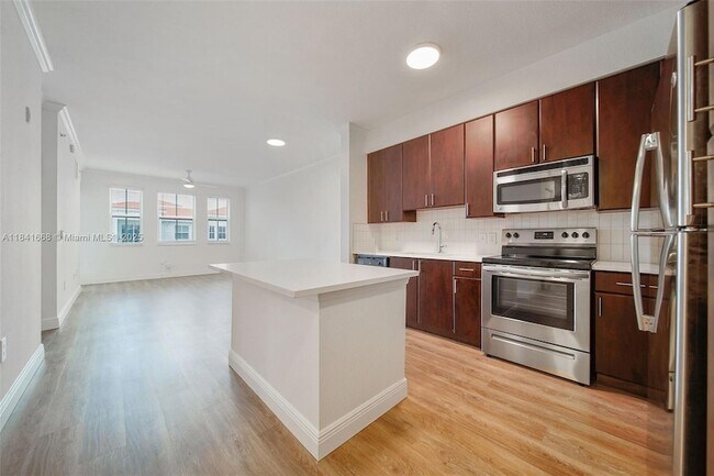 Building Photo - 10170 SW 7th St