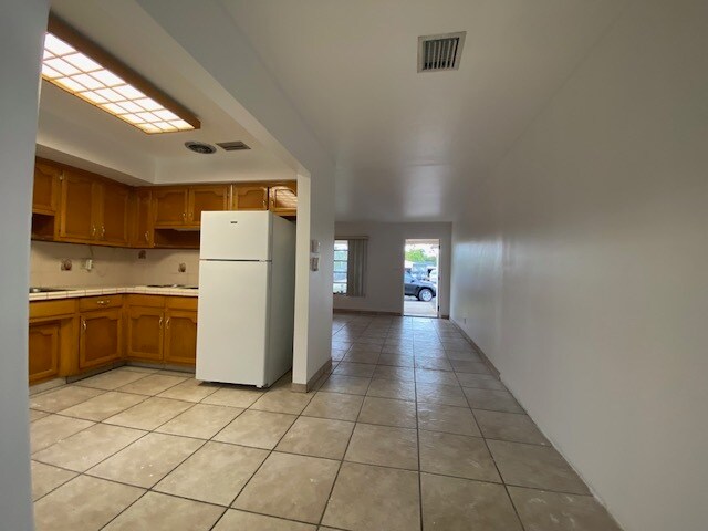 Building Photo - 2301 N 56th Ter