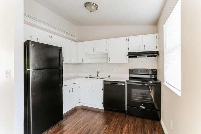 Building Photo - 1386 Tilia Ct