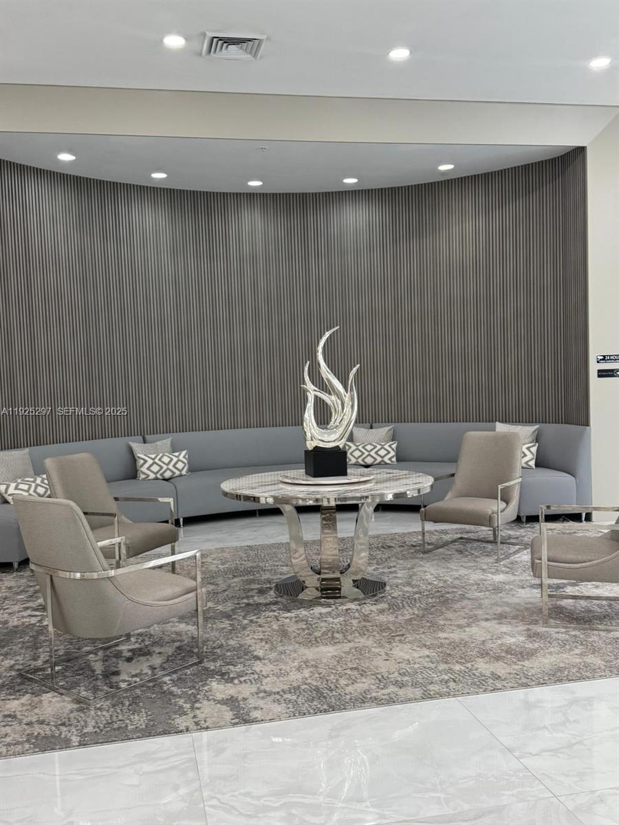 Building Photo - 18800 NE 29th Ave